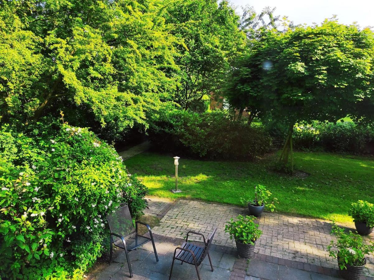 Sandkastenliebe Charmante Ferienwohnung In Villa Dornum Exterior foto